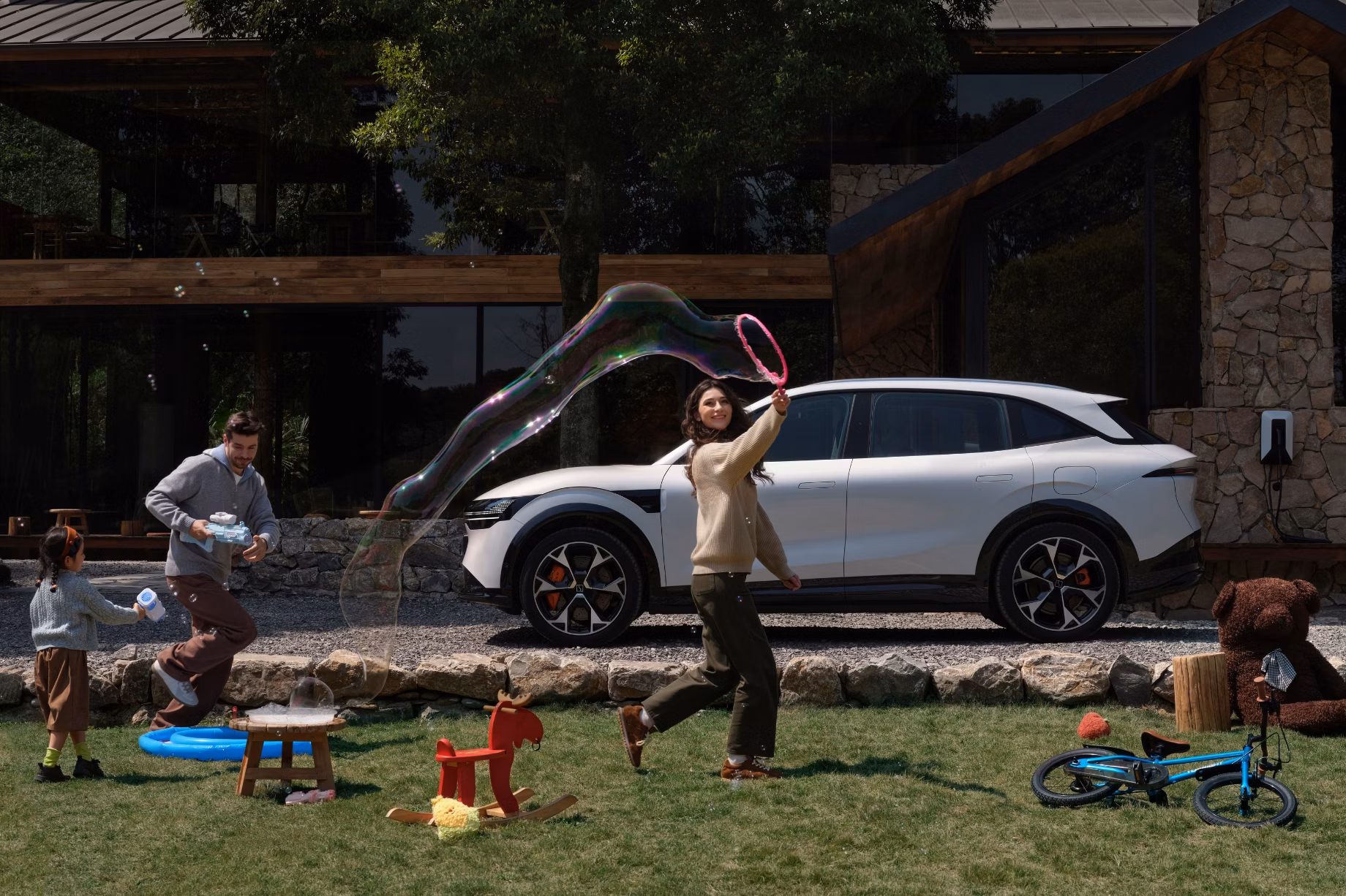 Zeekr Sydney zeekr 7x family product image Electric Car EV