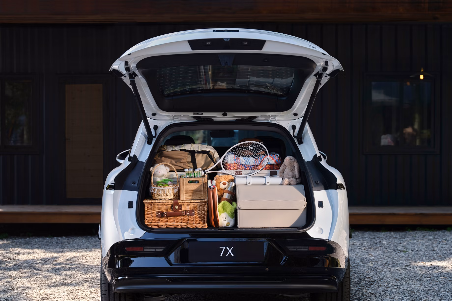 Zeekr Sydney zeekr 7x boot space product image Electric Car EV